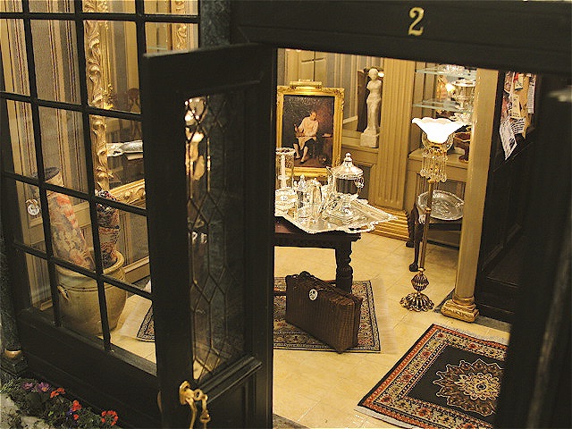 Windsor Antiques and Rare Book Shop - Click Image to Close